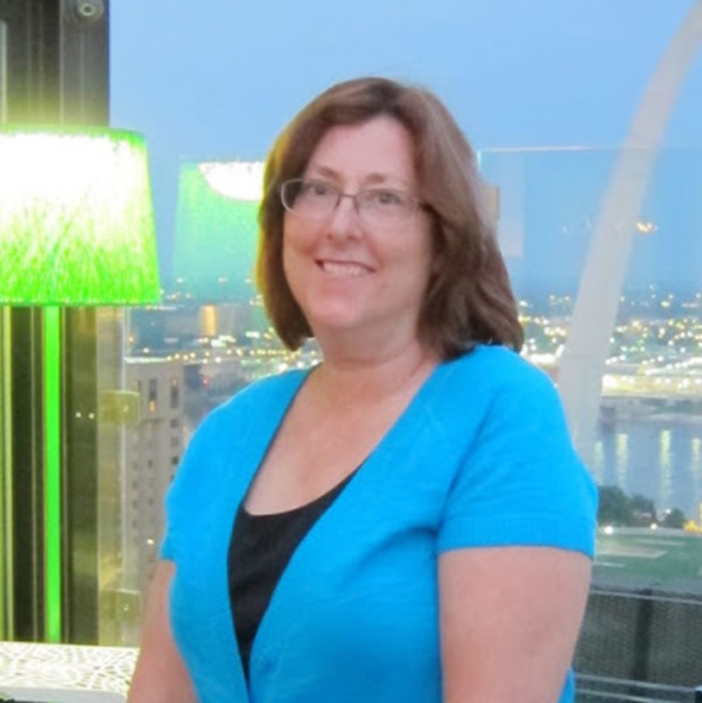 Meet your Posher, Paula